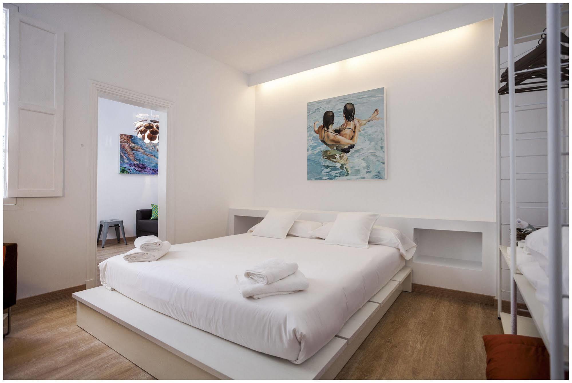 Cheap & Chic Hotel Ситадела Екстериор снимка